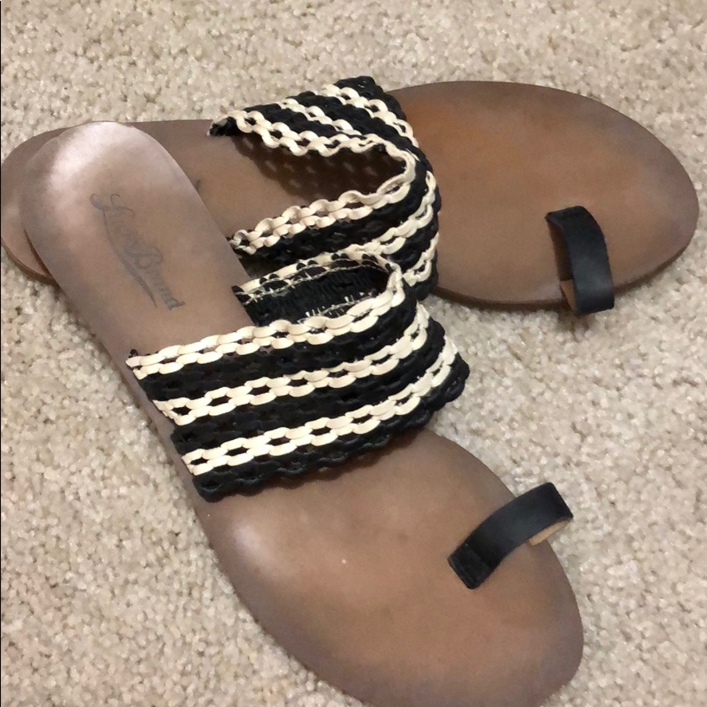 Lucky brand sandals 🍀
